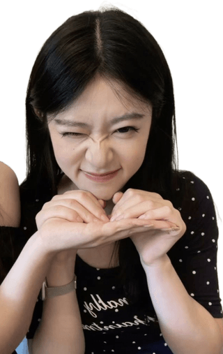 眨眼睛的美美